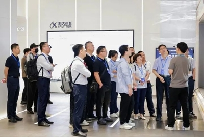 南通工信局組織企業赴合肥考察智能語音設備 以設備更新促工業提質增效
